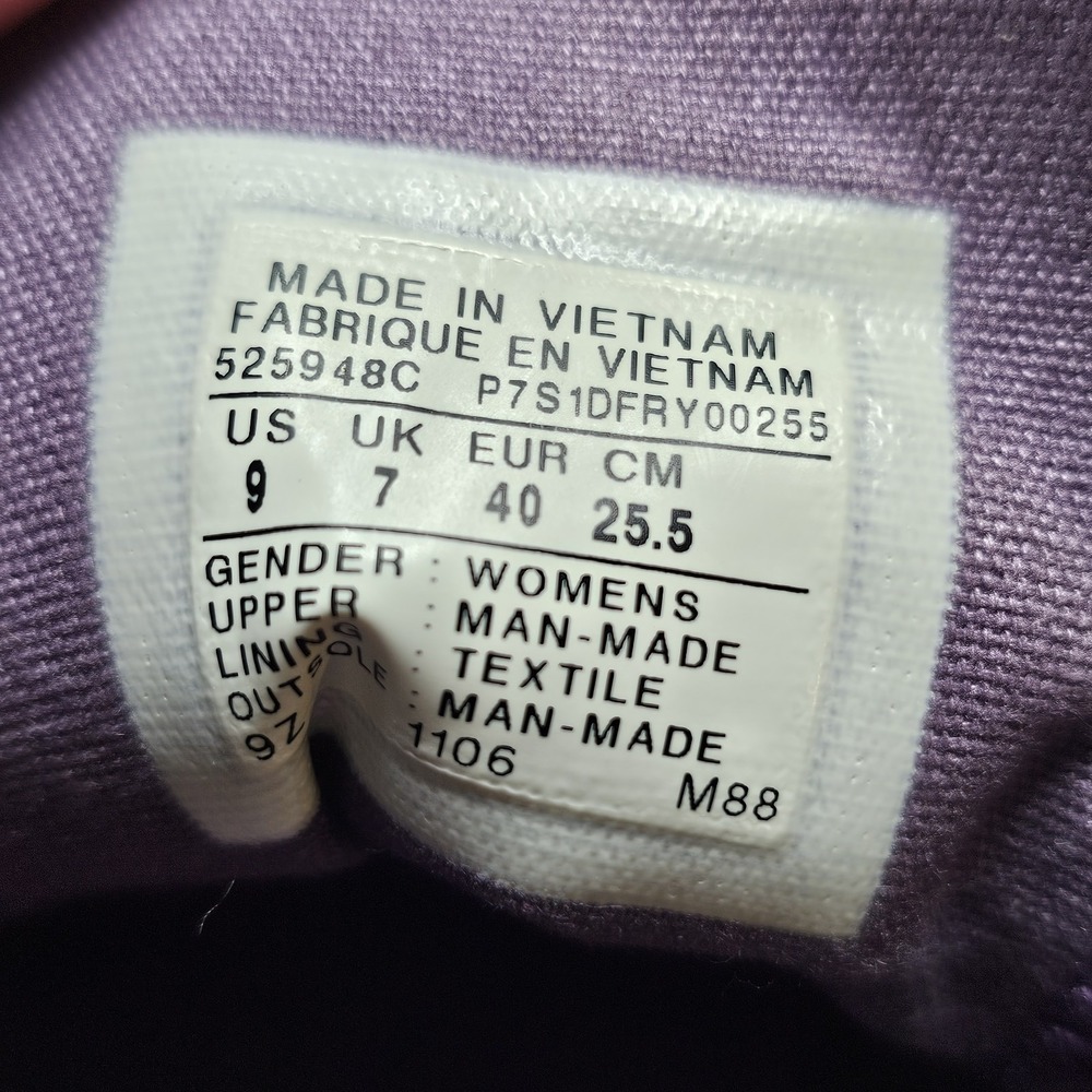 Converse All Star Specialty Purple Magic OX Size W7 Style# 525948C - Picture 10 of 10